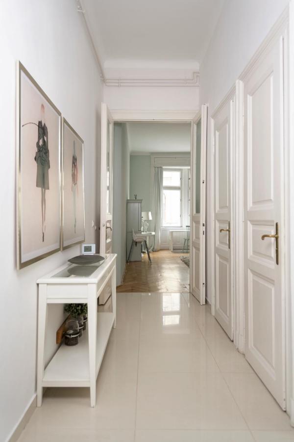 Jettsetter Luxury Apartment By Andrassy Ave & Opera Βουδαπέστη Εξωτερικό φωτογραφία
